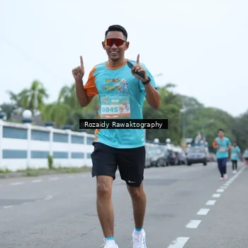 Runner Photo 8162200