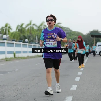 Runner Photo 8162312