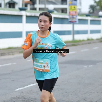 Runner Photo 8162400