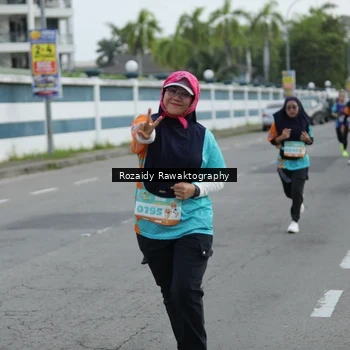 Runner Photo 8162440