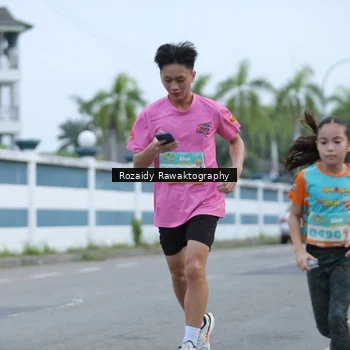 Runner Photo 8162452
