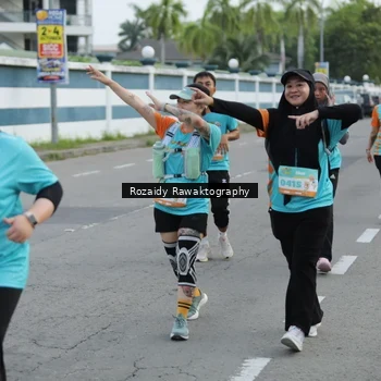 Runner Photo 8162484