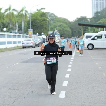 Runner Photo 8162531