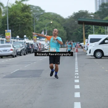 Runner Photo 8162536