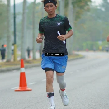 Runner Photo 8162675