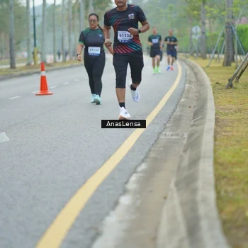 Runner Photo 8162702