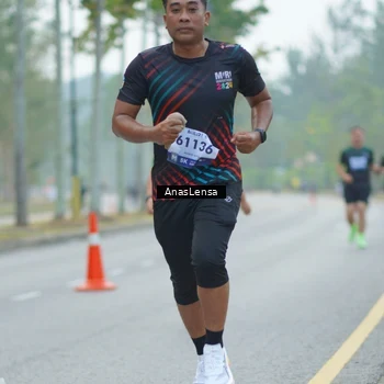 Runner Photo 8162738