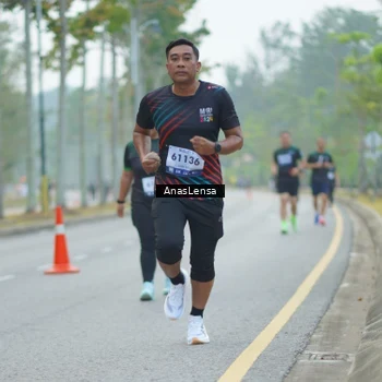 Runner Photo 8162741