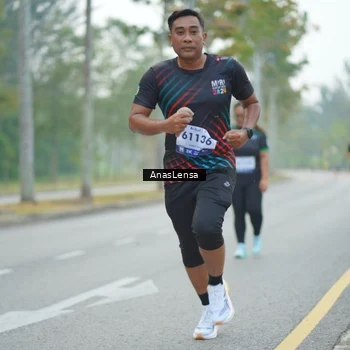 Runner Photo 8162773