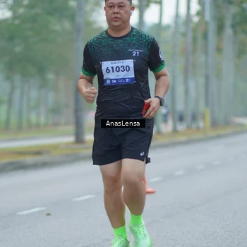 Runner Photo 8162874