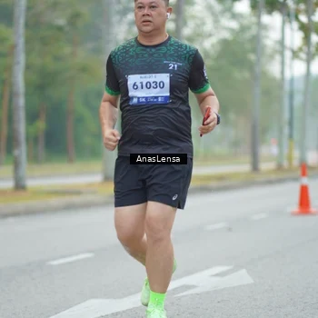 Runner Photo 8162909