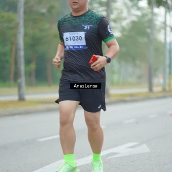 Runner Photo 8162921