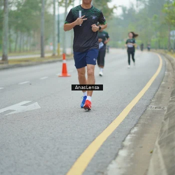Runner Photo 8162952