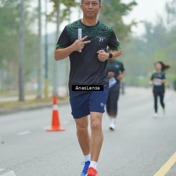 Runner Photo 8162954