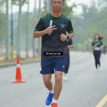 Runner Photo 8162955