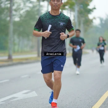 Runner Photo 8162997