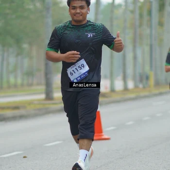 Runner Photo 8163002