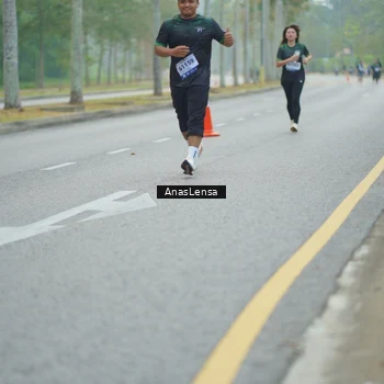 Runner Photo 8163003