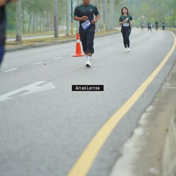 Runner Photo 8163007