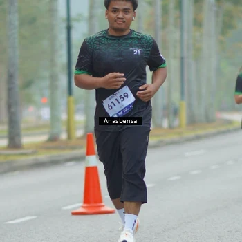 Runner Photo 8163009