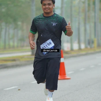 Runner Photo 8163036