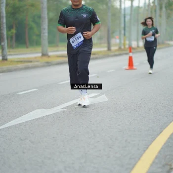 Runner Photo 8163049