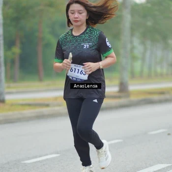 Runner Photo 8163190