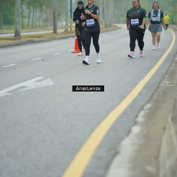 Runner Photo 8163241