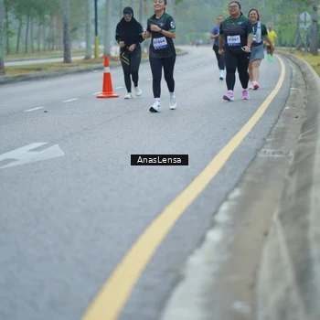Runner Photo 8163243