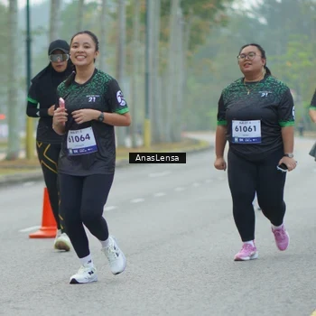 Runner Photo 8163245
