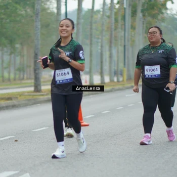 Runner Photo 8163346