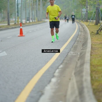 Runner Photo 8163758