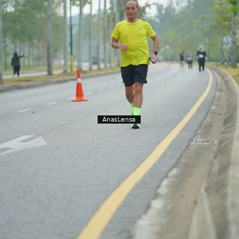 Runner Photo 8163779