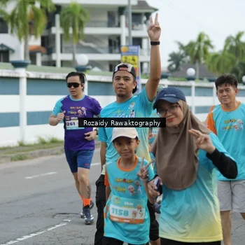 Runner Photo 8163796