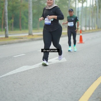 Runner Photo 8163859