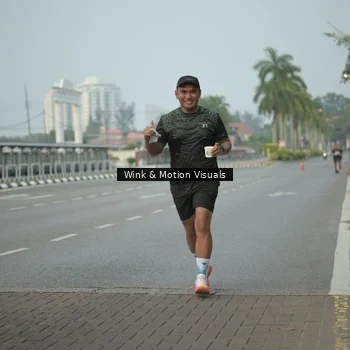 Runner Photo 8163972