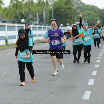 Runner Photo 8163996
