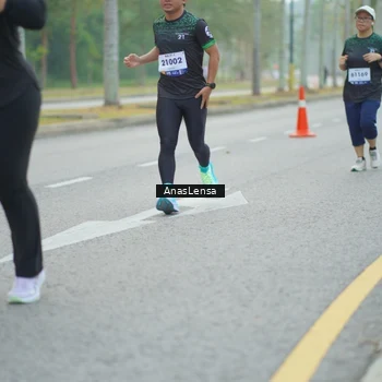 Runner Photo 8163998