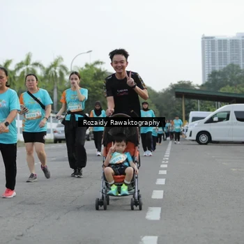 Runner Photo 8164011