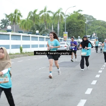 Runner Photo 8164013