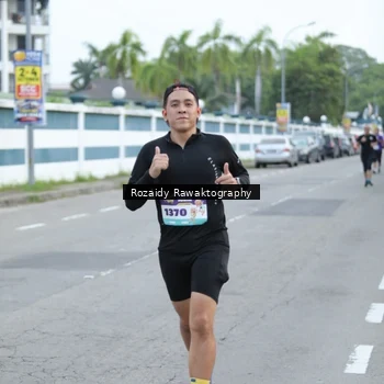 Runner Photo 8164042