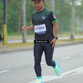 Runner Photo 8164060