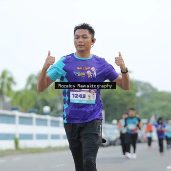Runner Photo 8164066