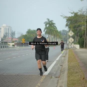 Runner Photo 8164276