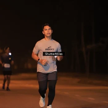 Runner Photo 8164472