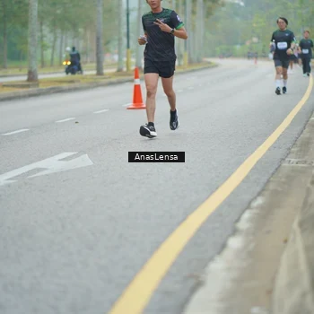 Runner Photo 8164686