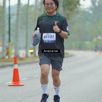 Runner Photo 8164733