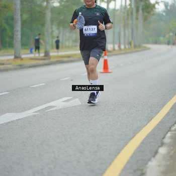 Runner Photo 8164795