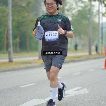 Runner Photo 8164848