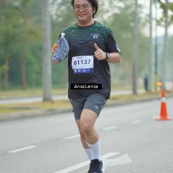 Runner Photo 8164852